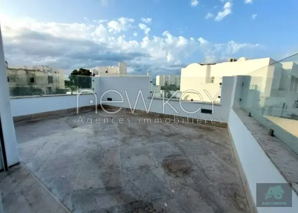 Magnifique villa S+3 à la Marina Gammarth