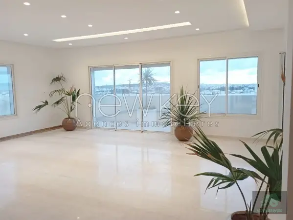 Appartement S+4 Neuf à vendre aux Jardins de Carthage