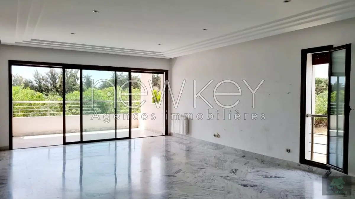 Magnifique appartement S+3 à la marsa