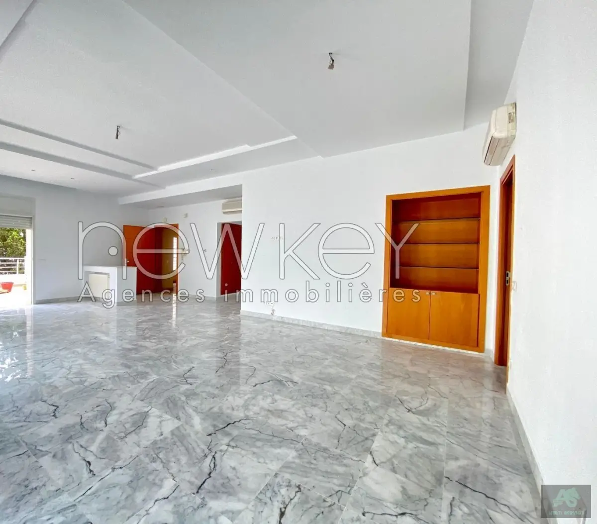 Appartement S3 avec terrasse à louer au lac 1