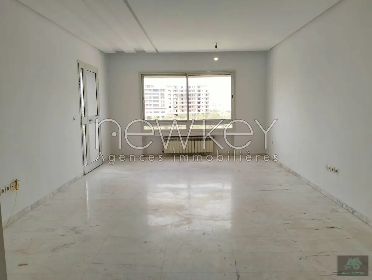 Appartement S2 Avec Vue Dégagée À Louer Aux Jardins De Carthage