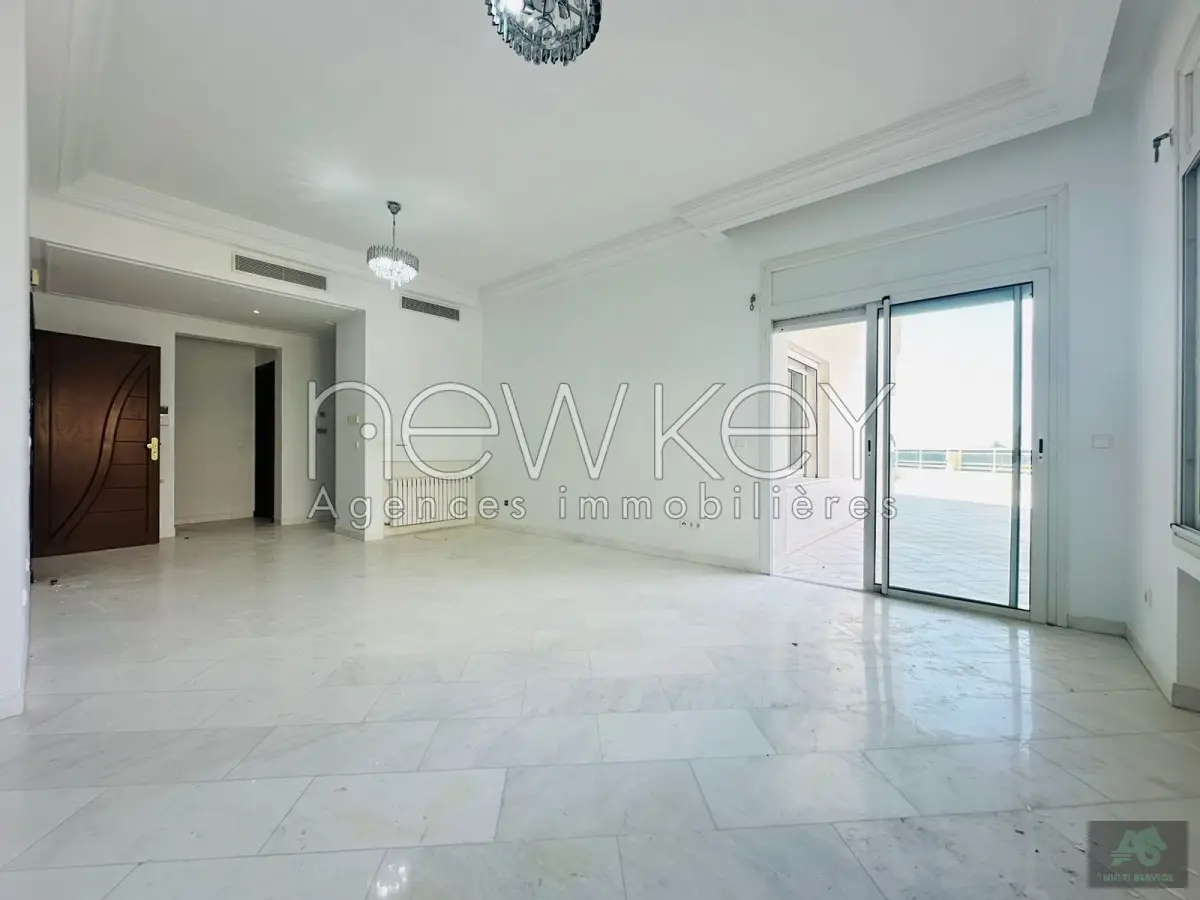 Appartement S+4 à louer aux berges du lac 1