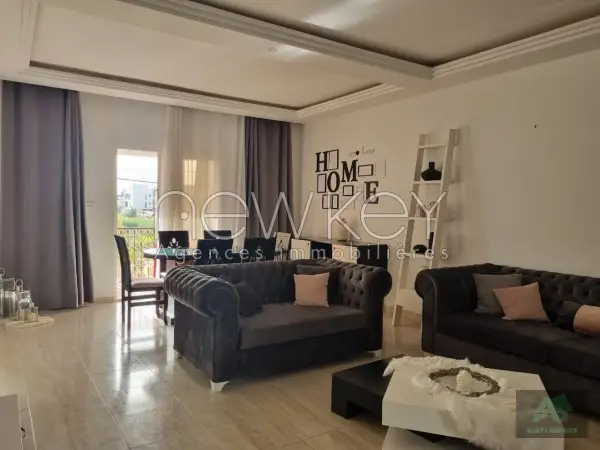 Etage de villa S+3 meublé à la Marsa