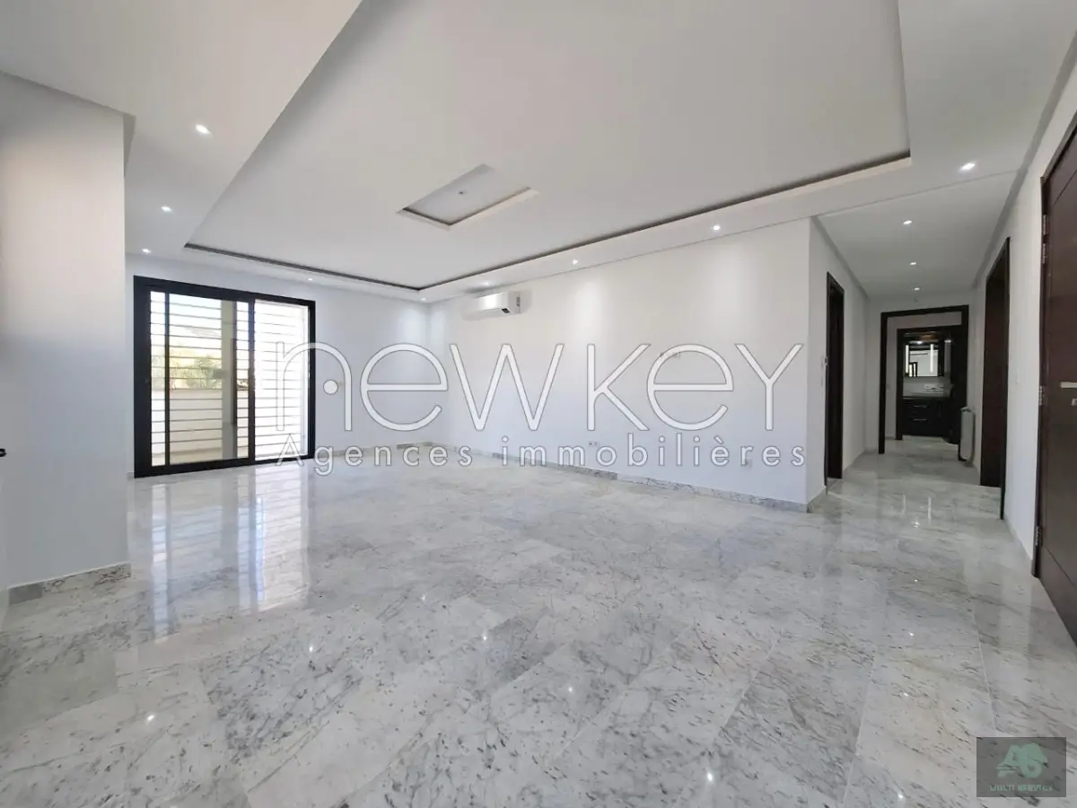 Un Superbe Etage de Villa à louer à La Soukra