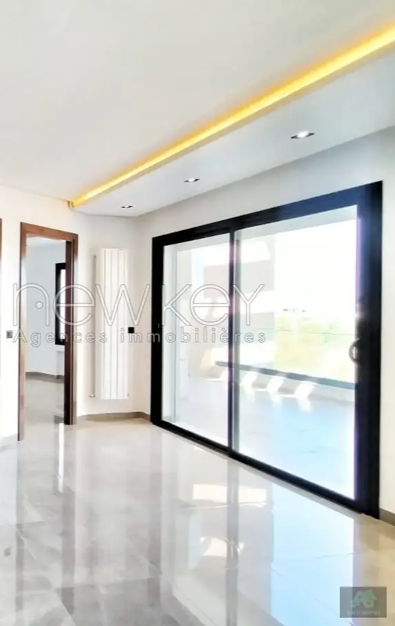 Appartement S2 avec terrasse à louer aux Jardins de Carthage