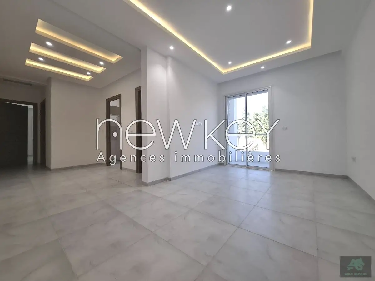 Un Appartement S+2 Neuf à louer à La Soukra